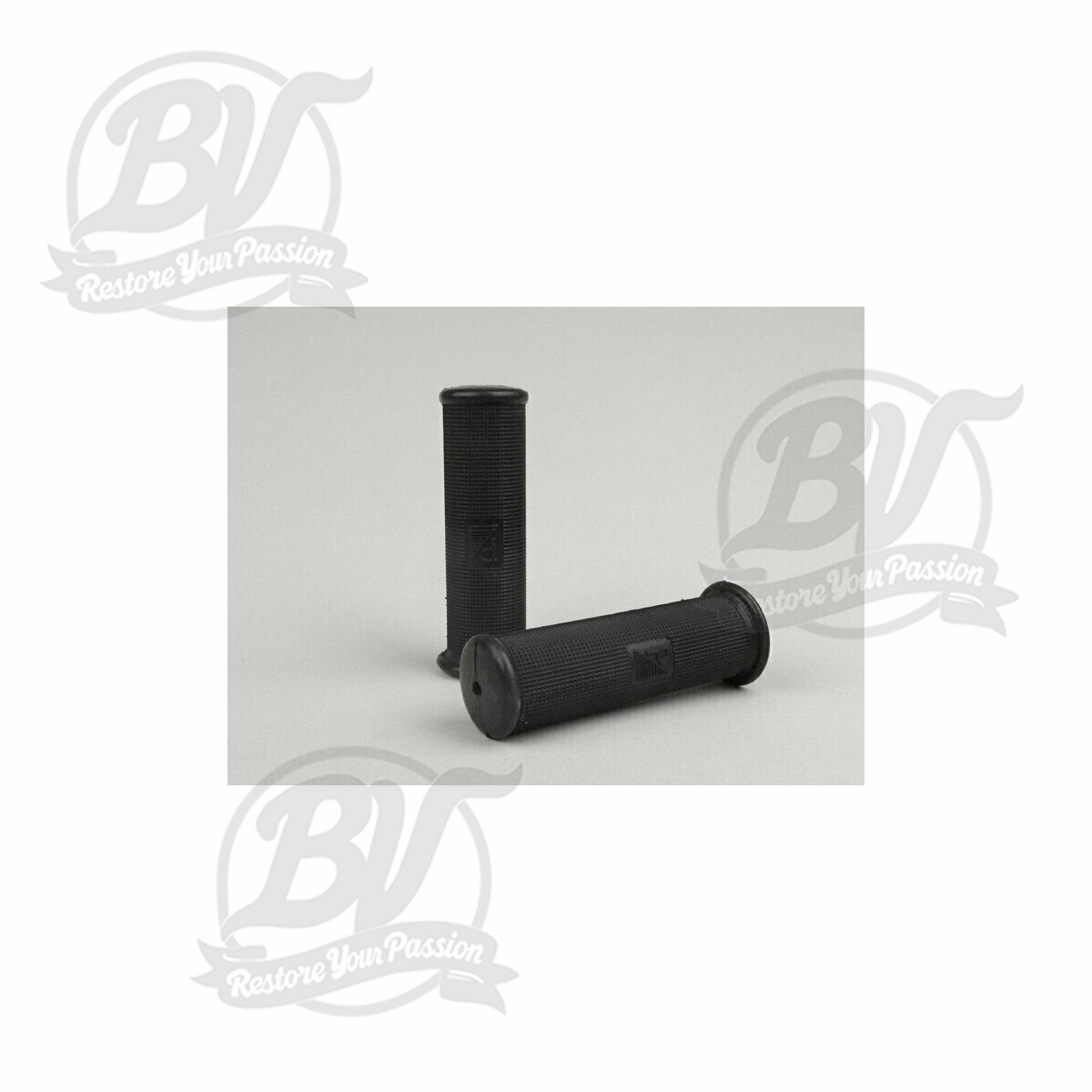 Paire poign&eacute;es Vespa r&eacute;tro &Oslash;=21mm l=120mm noires