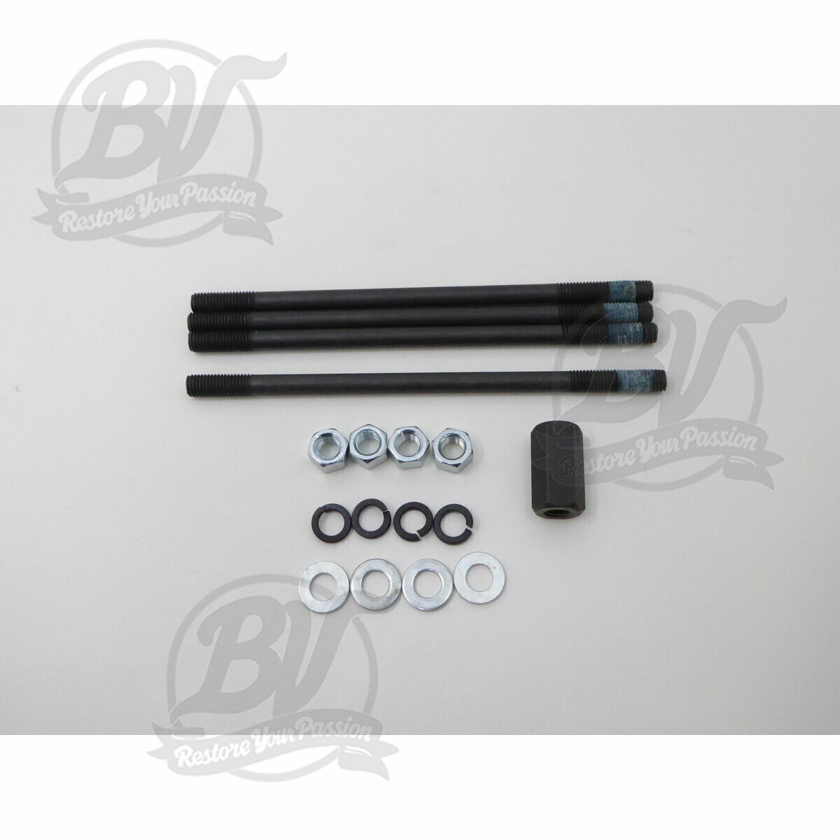 Set complet de 4 Goujons M7x140mm avec entretoise