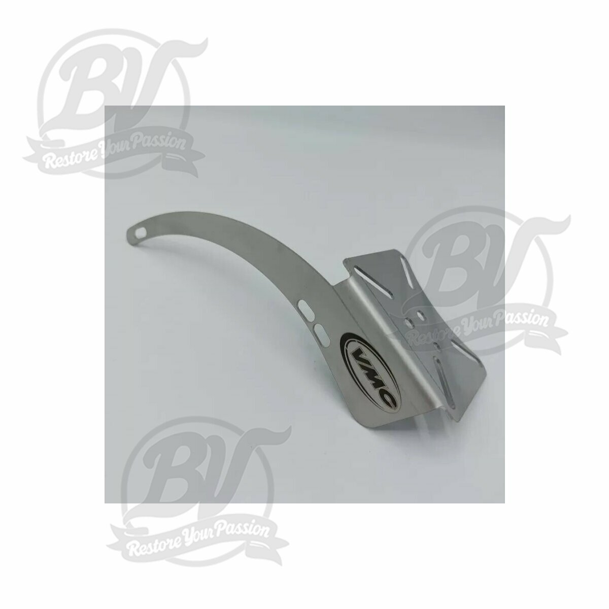 Support pour pompe &agrave; carburant et/ou r&eacute;gulateur VMC