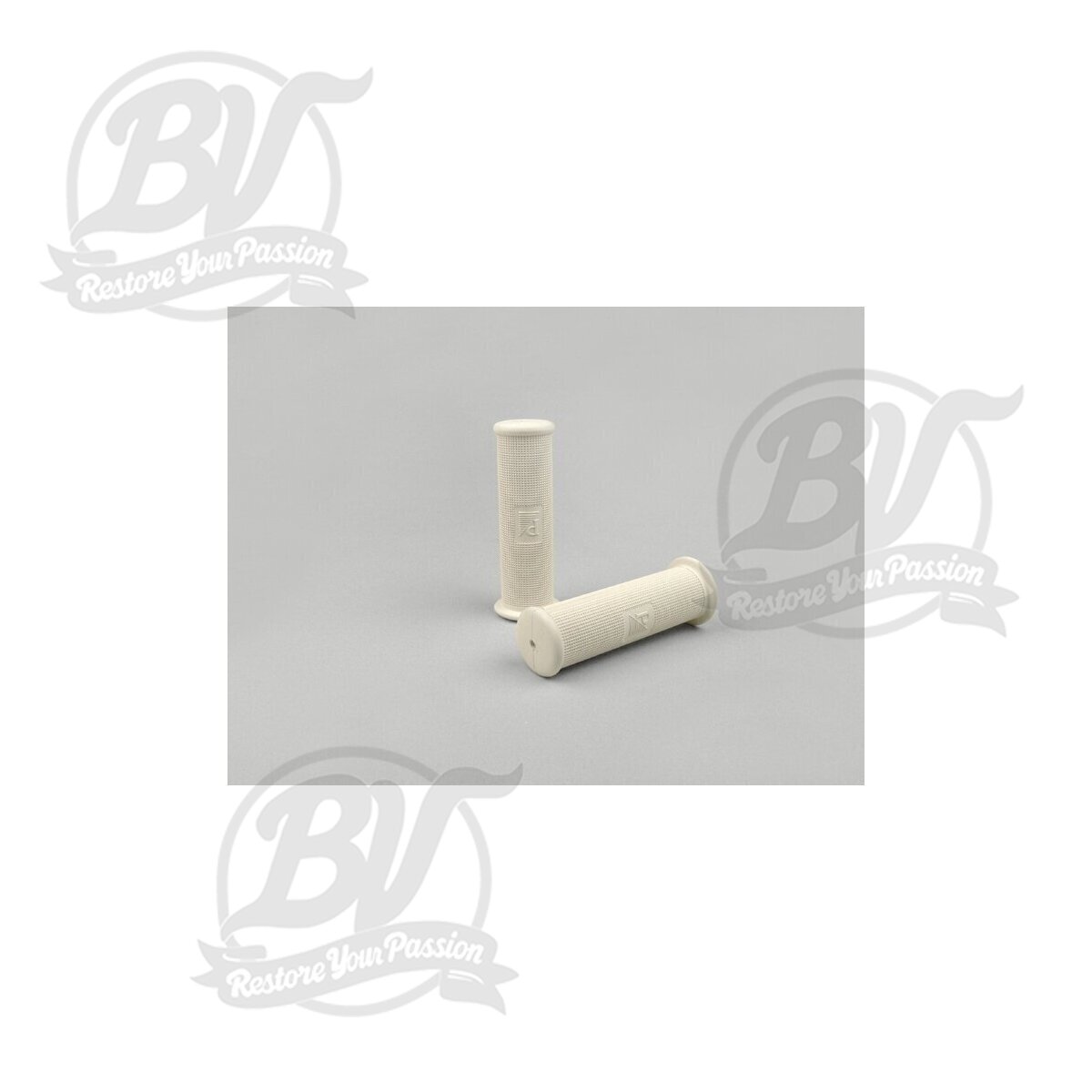 Paire poign&eacute;es -QUALIT&Eacute; OEM- Vespa r&eacute;tro &Oslash;=21mm l=120mm, Piaggio logo rectangulaire (-1968)- VNB3T, VNB4T, VNB5T, VB1T, VBA, VBB, VGL1T, Touren, T4 (VGLA, VGLB), GS150 (VS2-5), GS160/GS4 - blanc