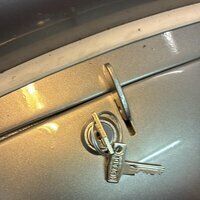 Serrure de porte latérale ZADI Piaggio Vespa 50-90-125cc/Primavera/Et3/150GL