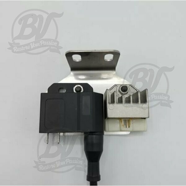 Platine de fixation bobine d'allumage/ CDI / régulateur -VMC- Vespa V50, V90, SS50, SS90, PV125