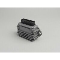 Régulateur de tension -5 broches 12V (G-G-B+-C-masse)- Vespa PX Elestart (à partir de l'année 1998), Cosa, Cosa2 Elestart, PK XL2 Elestart